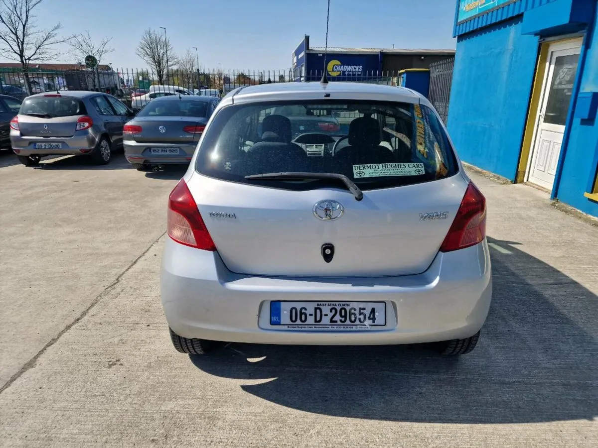 Toyota Yaris - Image 4
