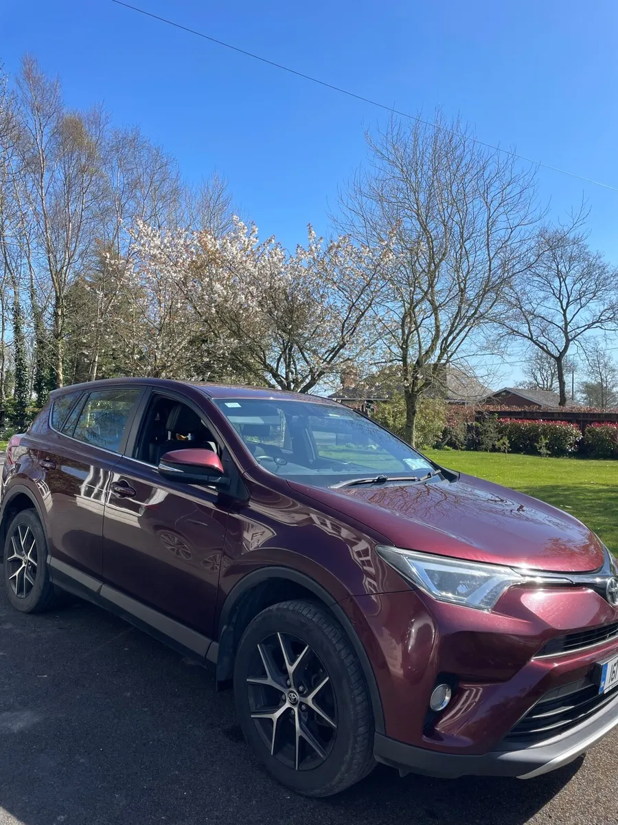 Toyota RAV4 2016 - Image 1