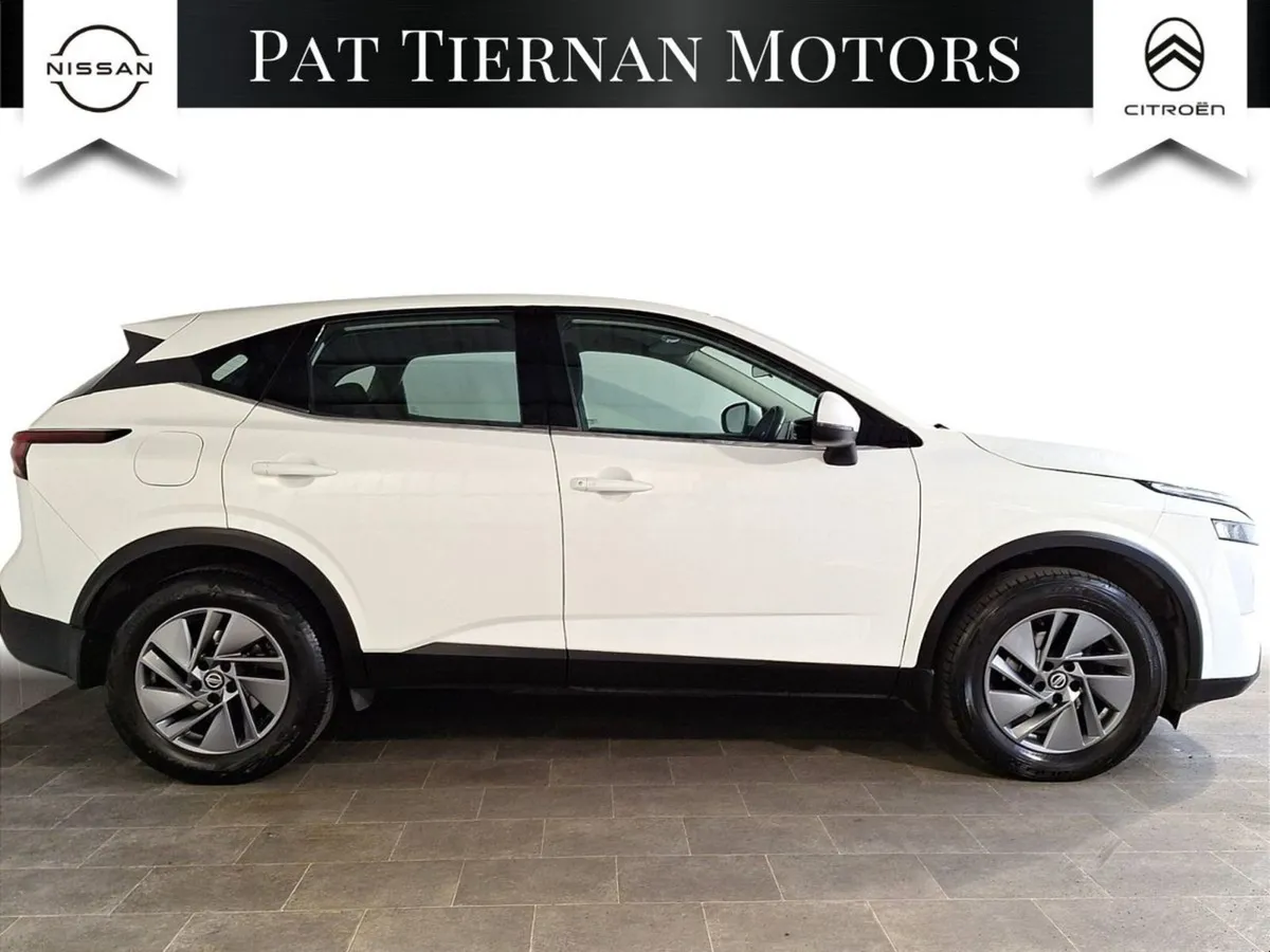 Nissan QASHQAI 1.3 PET Mild Hybrid SV - Image 3