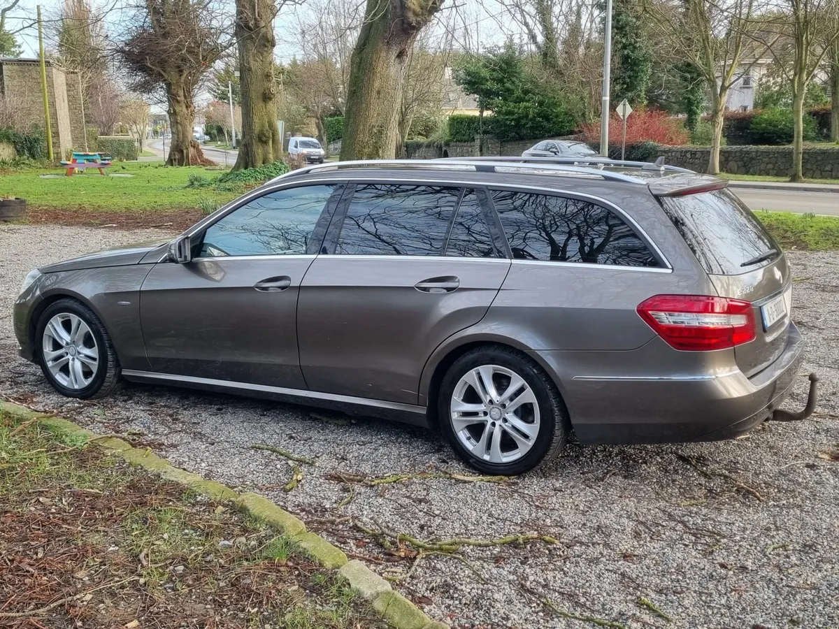 2011 MERCEDES E-CLASS ADVANTGARDE AUTO ESTATE - Image 3