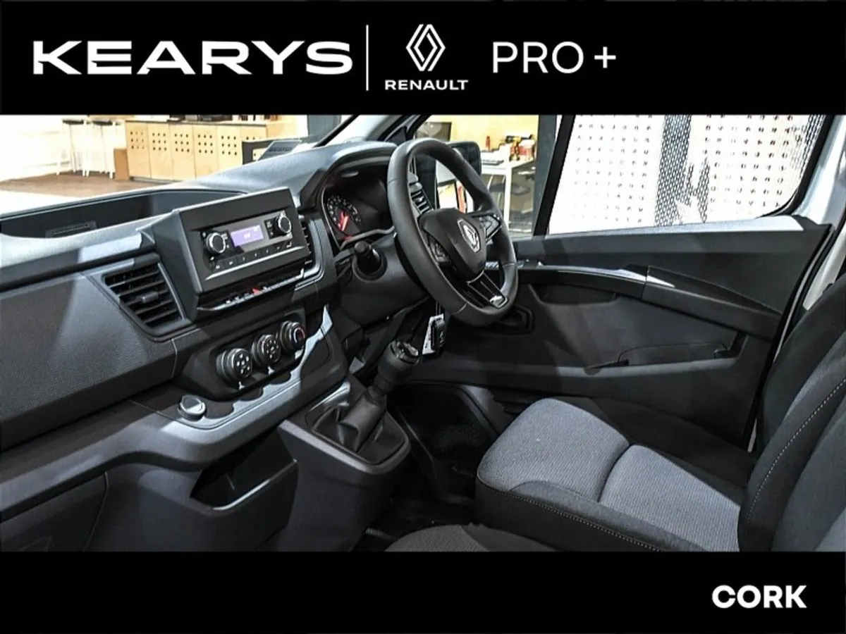 Renault Trafic Ll30 130 Business Panel Van EX VAT - Image 2