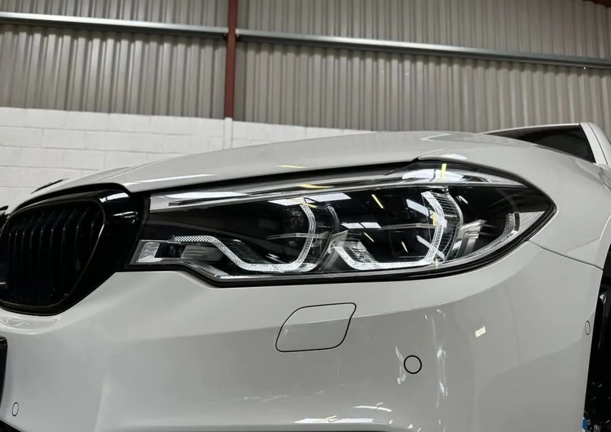 2017 BMW  520D G30 MSport - Image 3