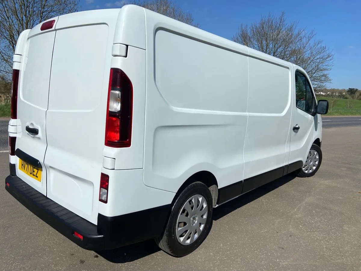LATE 2021 Renault traffic LWB 2 litre - Image 4