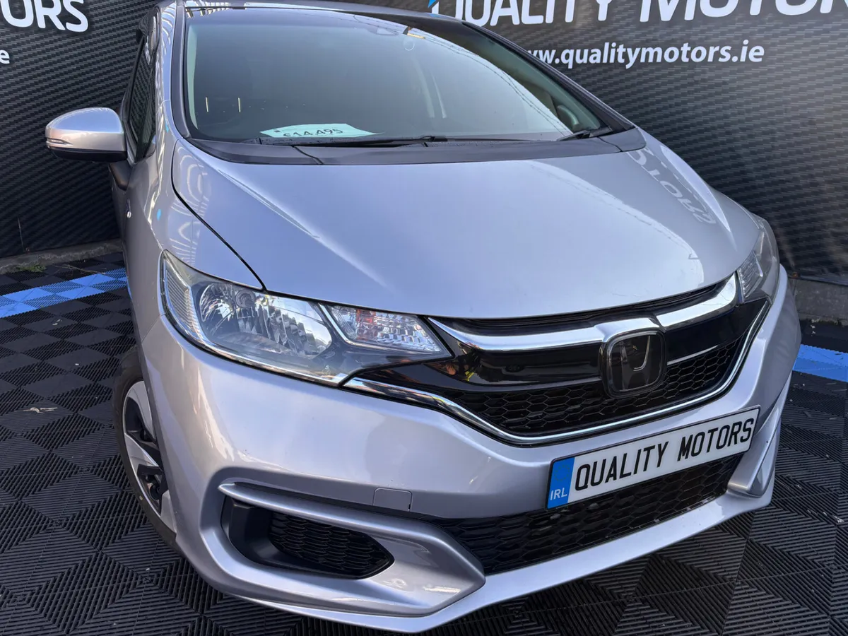 2019 HONDA FIT HYBRID (V162) *LOW MILES* - Image 2
