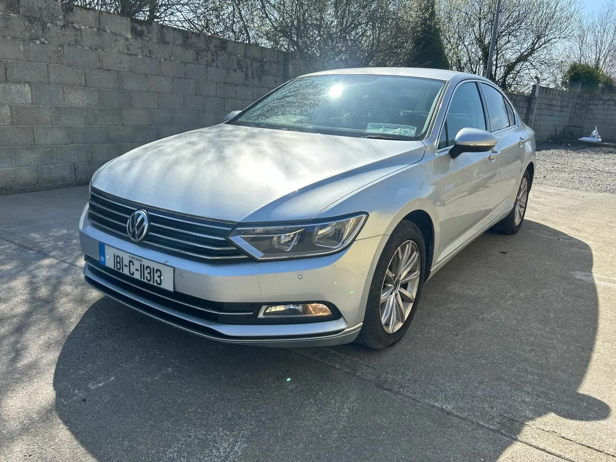 Volkswagen Passat 2018 - Image 3