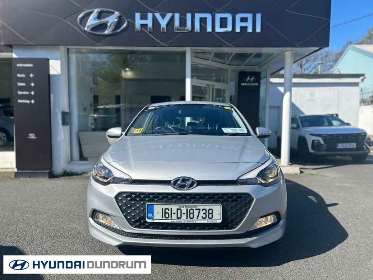 Hyundai i20 Deluxe 5DR - Image 2
