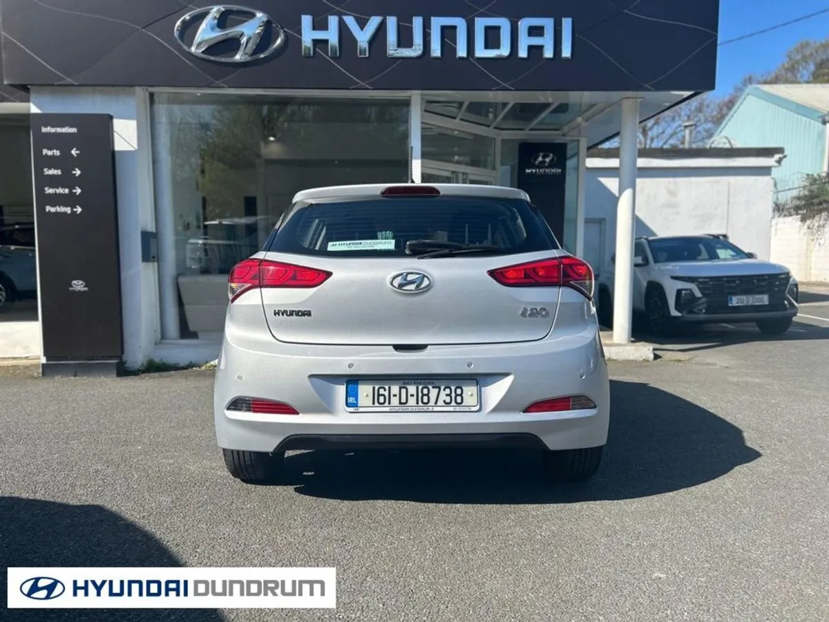 Hyundai i20 Deluxe 5DR - Image 4