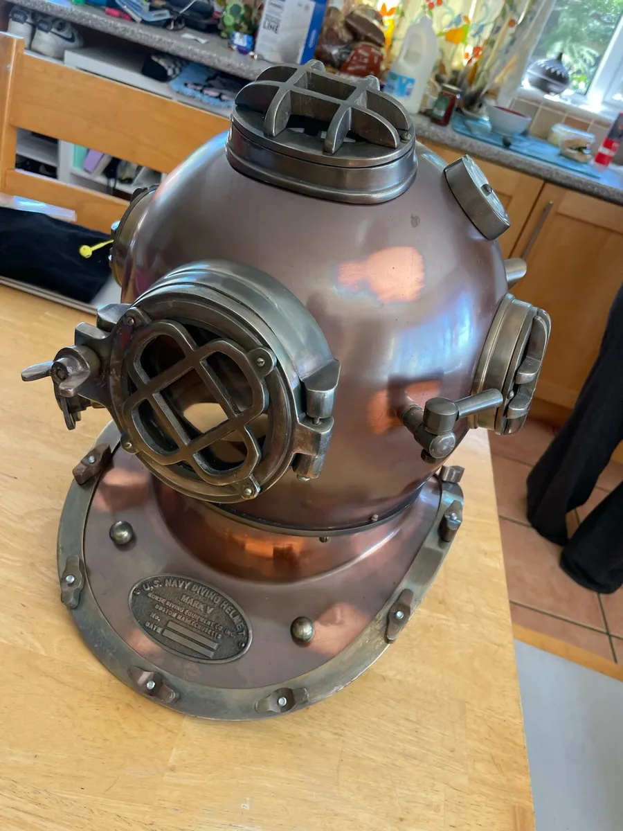 Vintage diving helmet - Image 2