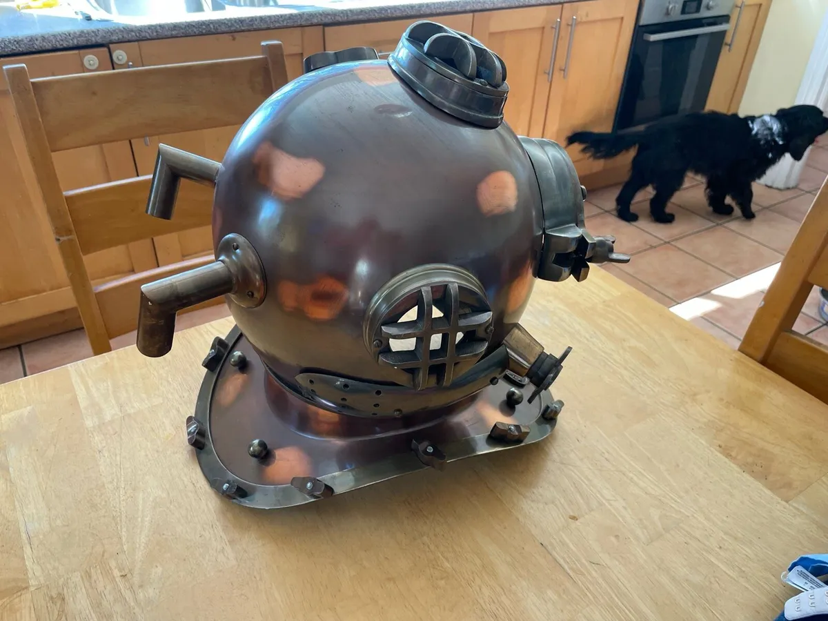 Vintage diving helmet - Image 3