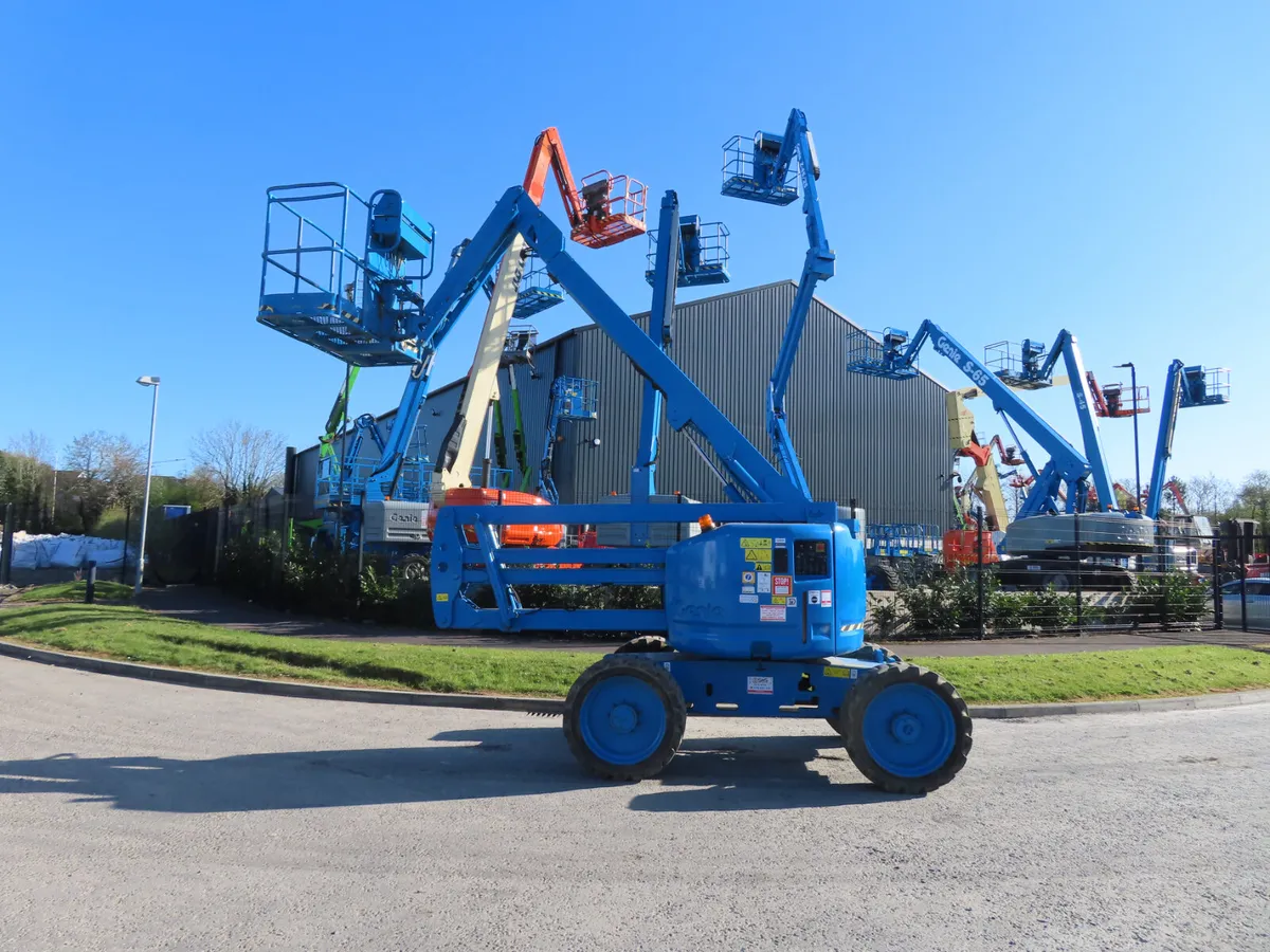 Genie Z45/25J Articulating Boom Lift - Image 3