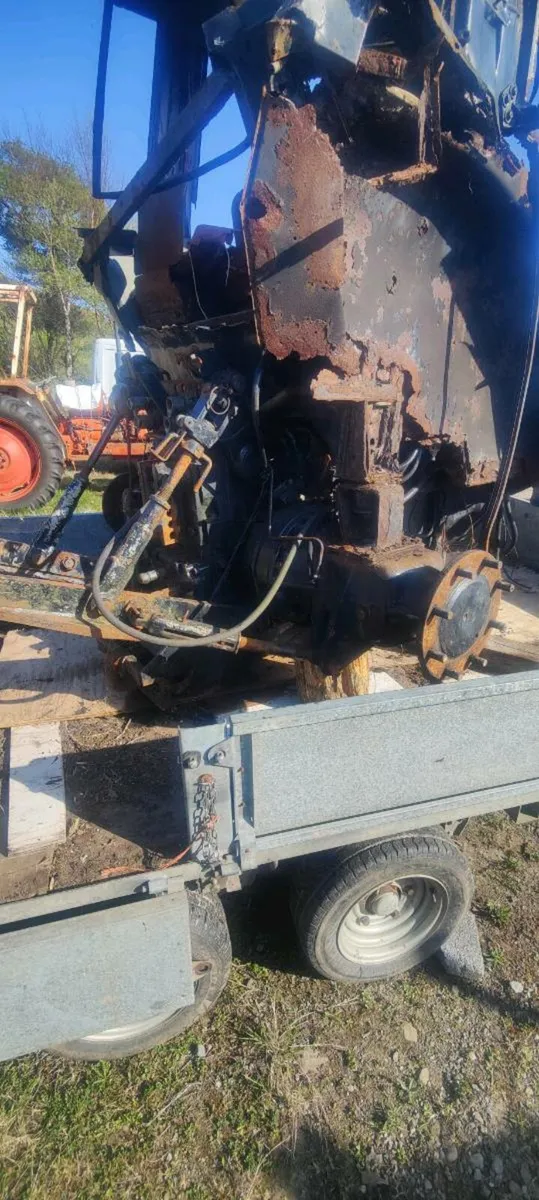 Case 956 for parts - Image 1
