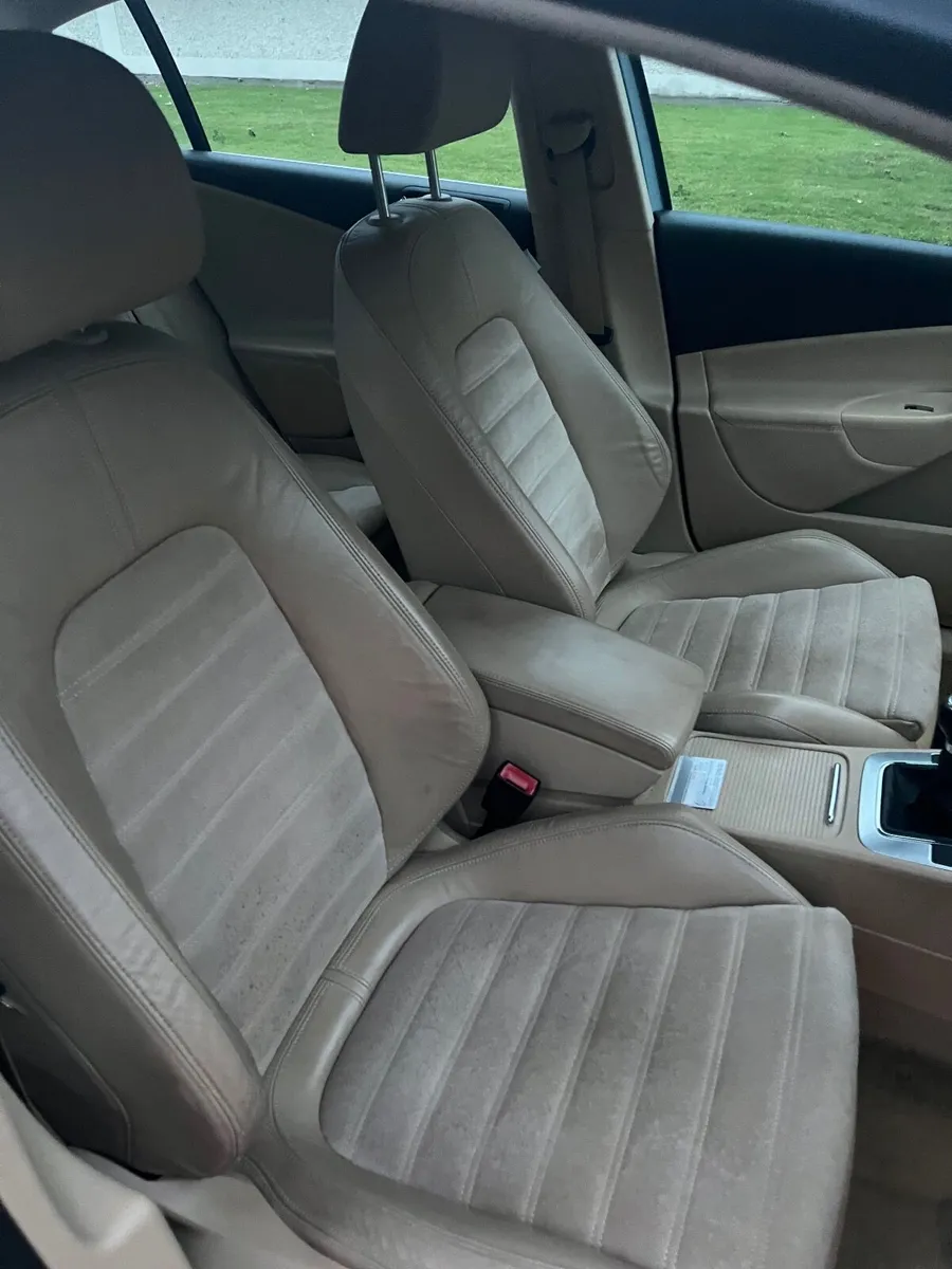 Volkswagen Passat B6 - Image 2