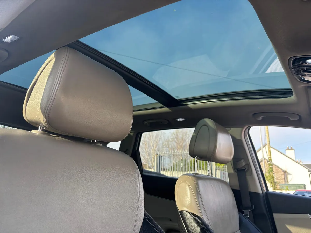Kia Sorento 2015  PLATINUM  7  SEATER  IMMACULATE - Image 4