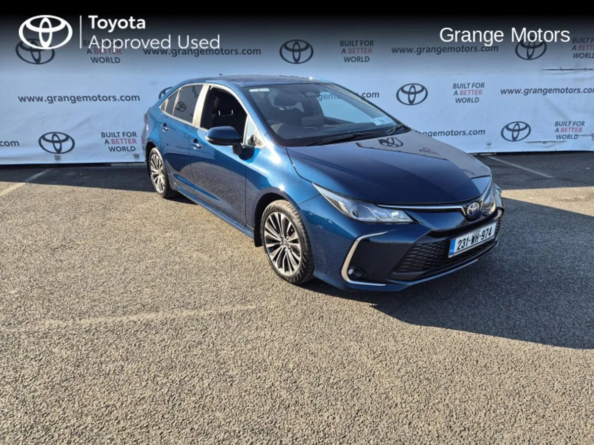 Toyota Corolla Luna Sport Saloon full Service His - Image 1
