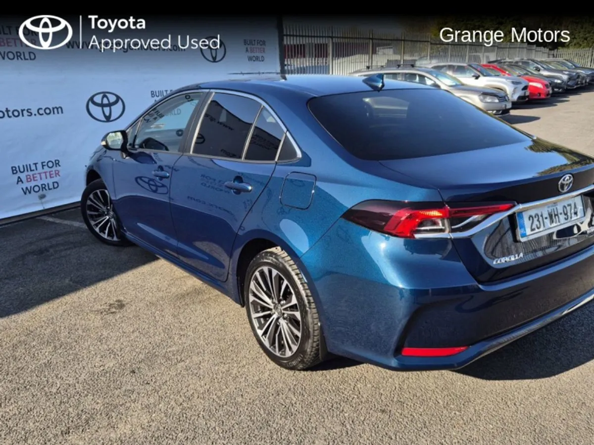 Toyota Corolla Luna Sport Saloon full Service His - Image 2