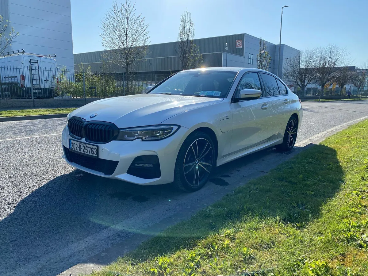 BMW 3-Series 2020 330E MSPORT IN WHITE - Image 2