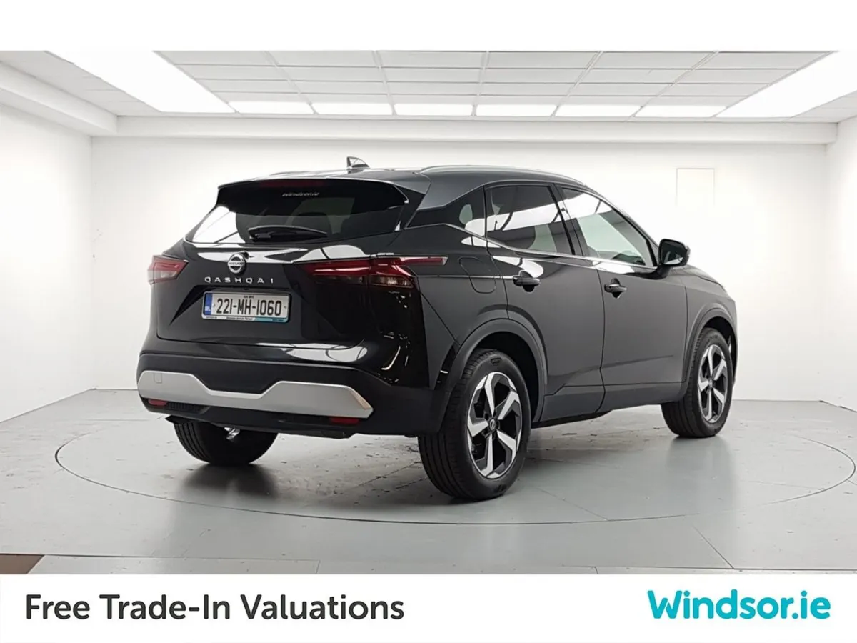 Nissan QASHQAI 1.3 PET Mild Hybrid SV Premium - Image 3