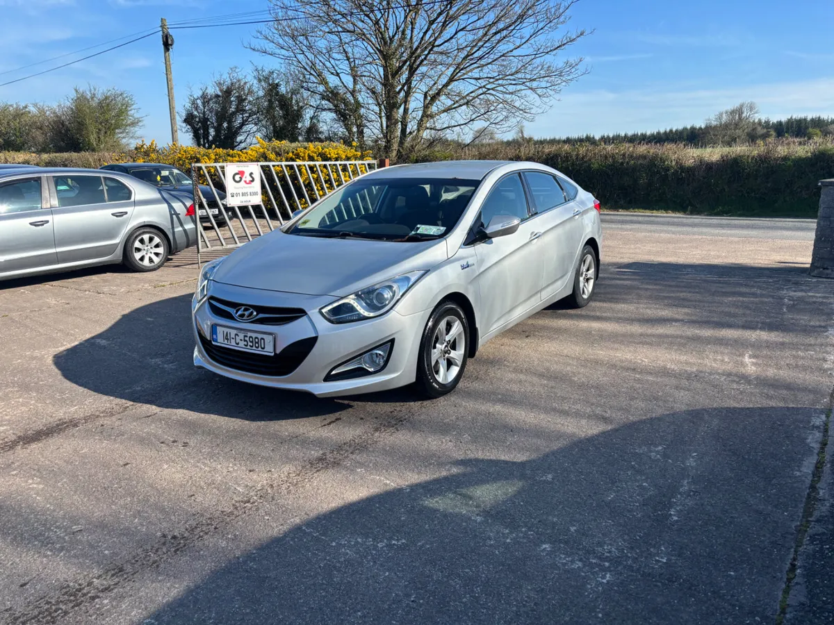 Hyundai i40 2014 (ONLY 92000 KLMS) - Image 1