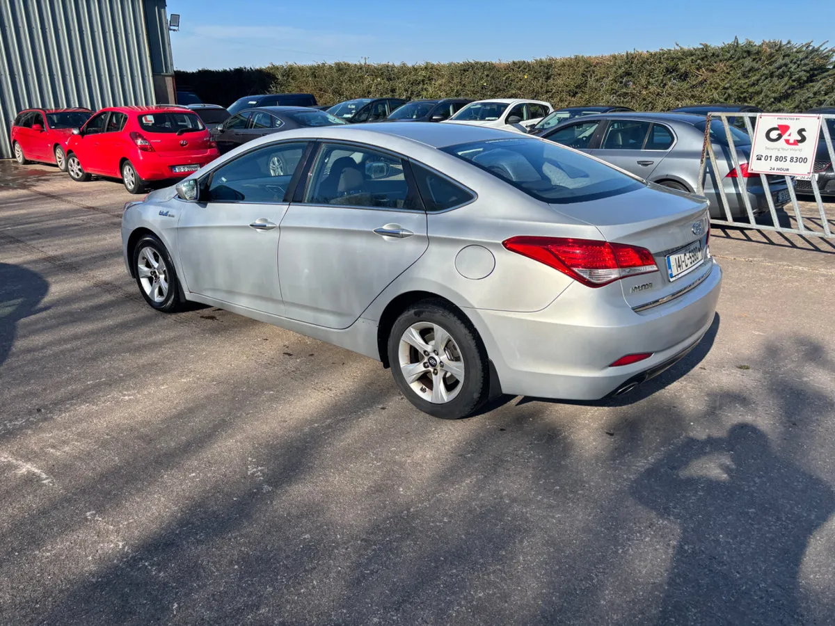 Hyundai i40 2014 (ONLY 92000 KLMS) - Image 3