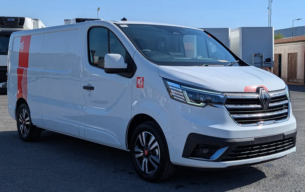 All New Renault Trafic  Exclusive 170HP Auto - Image 1