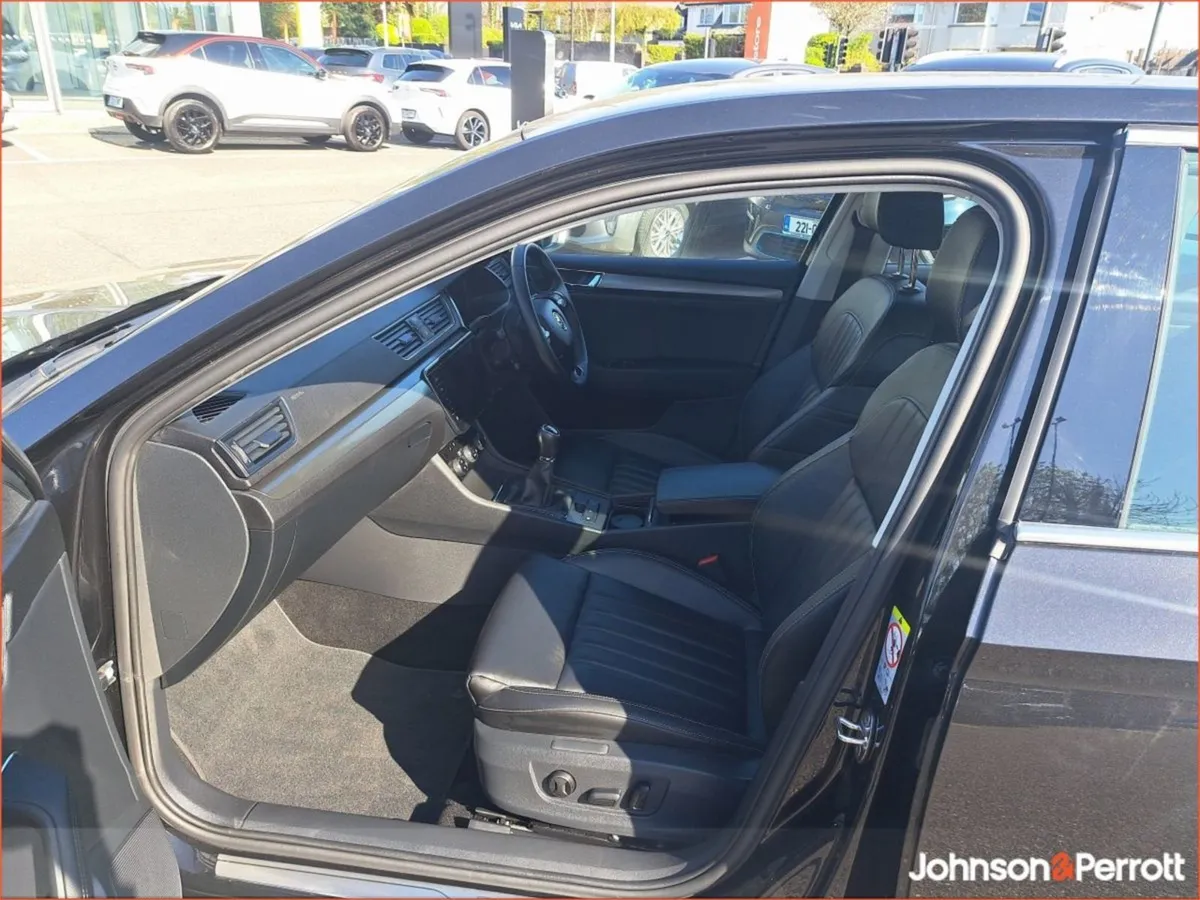 Skoda Superb Superb STY 2.0tdi 150HP - Image 3
