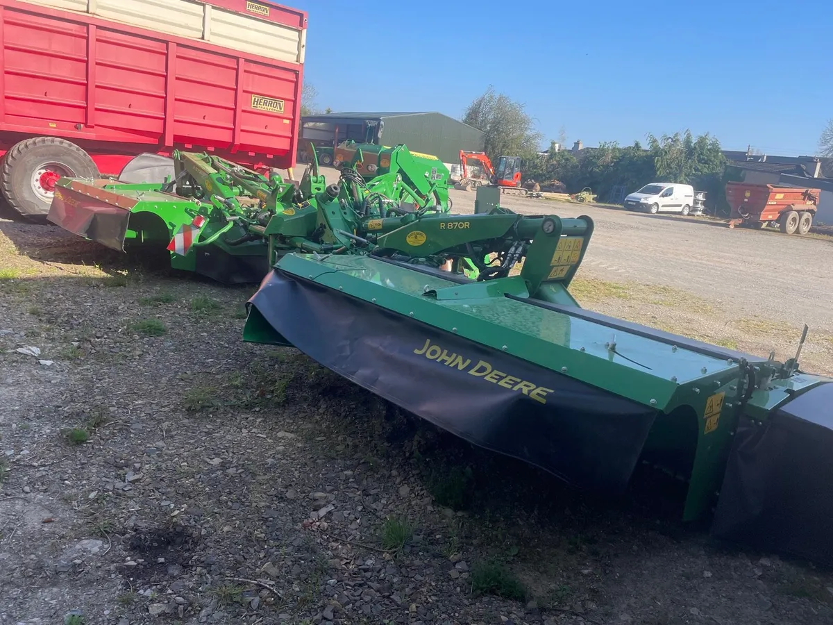 John Deere 870r - Image 1