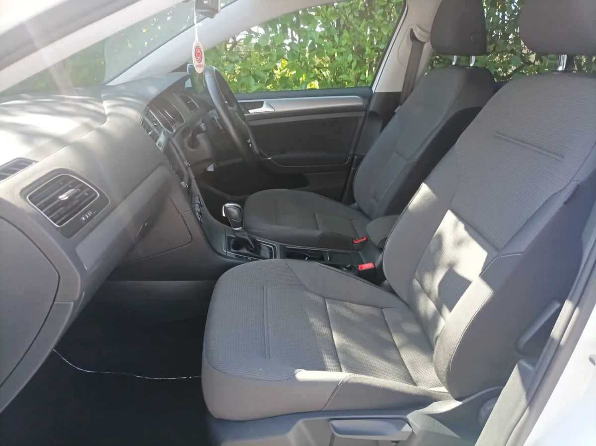 2016 VW Golf 1.2 TSI Comfortline Plus Automatic - Image 2