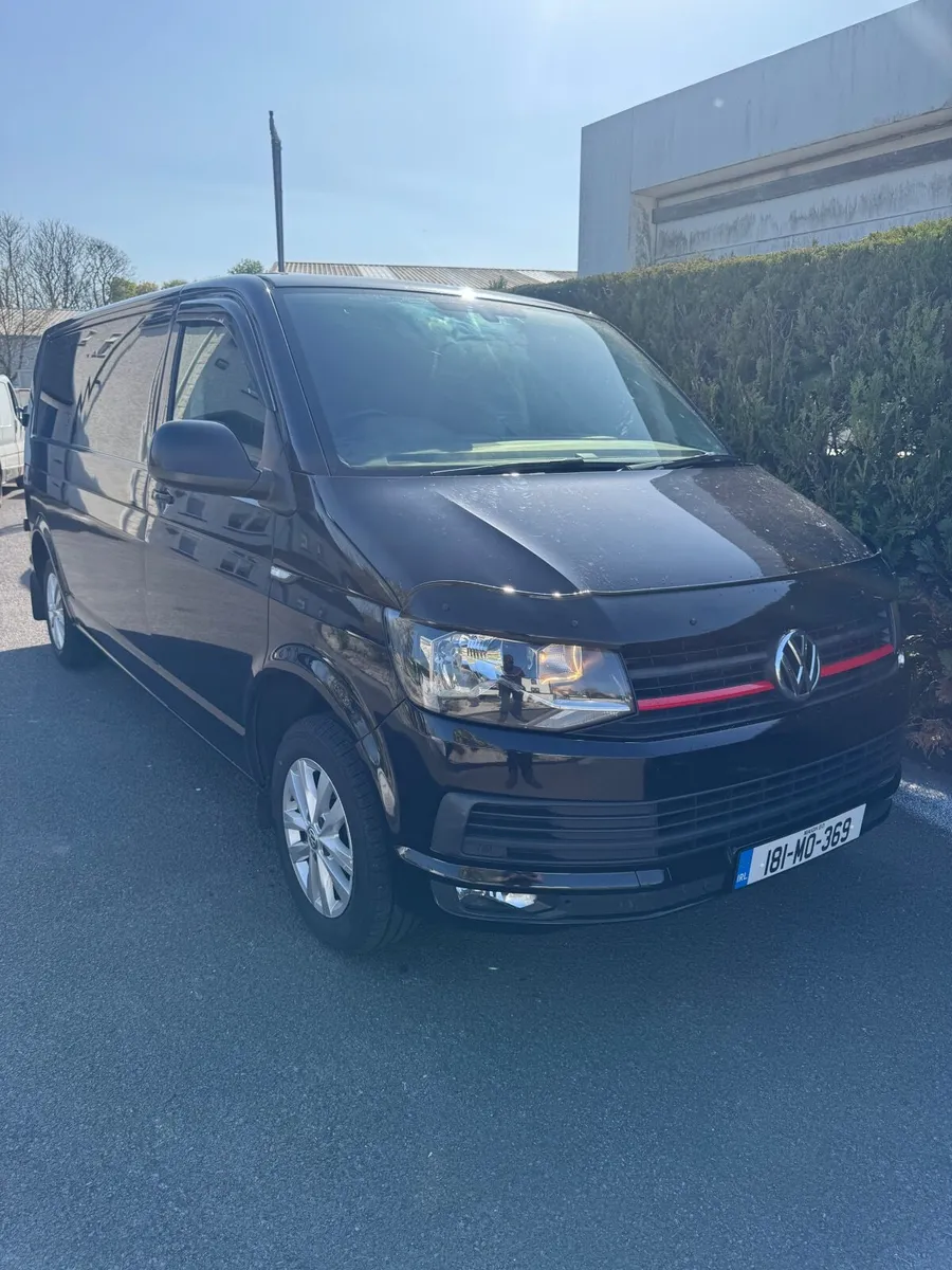 Volkswagen Transporter 2018 no vat - Image 1