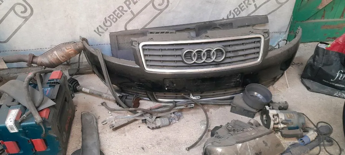 VW Transporter T5 2005 & Audi A4 2004 for breaking - Image 4