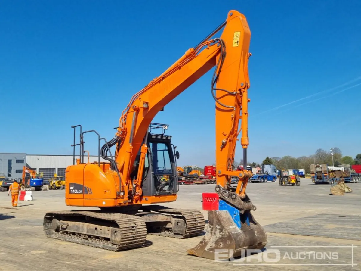 2016 Doosan DX140LCR - Image 3