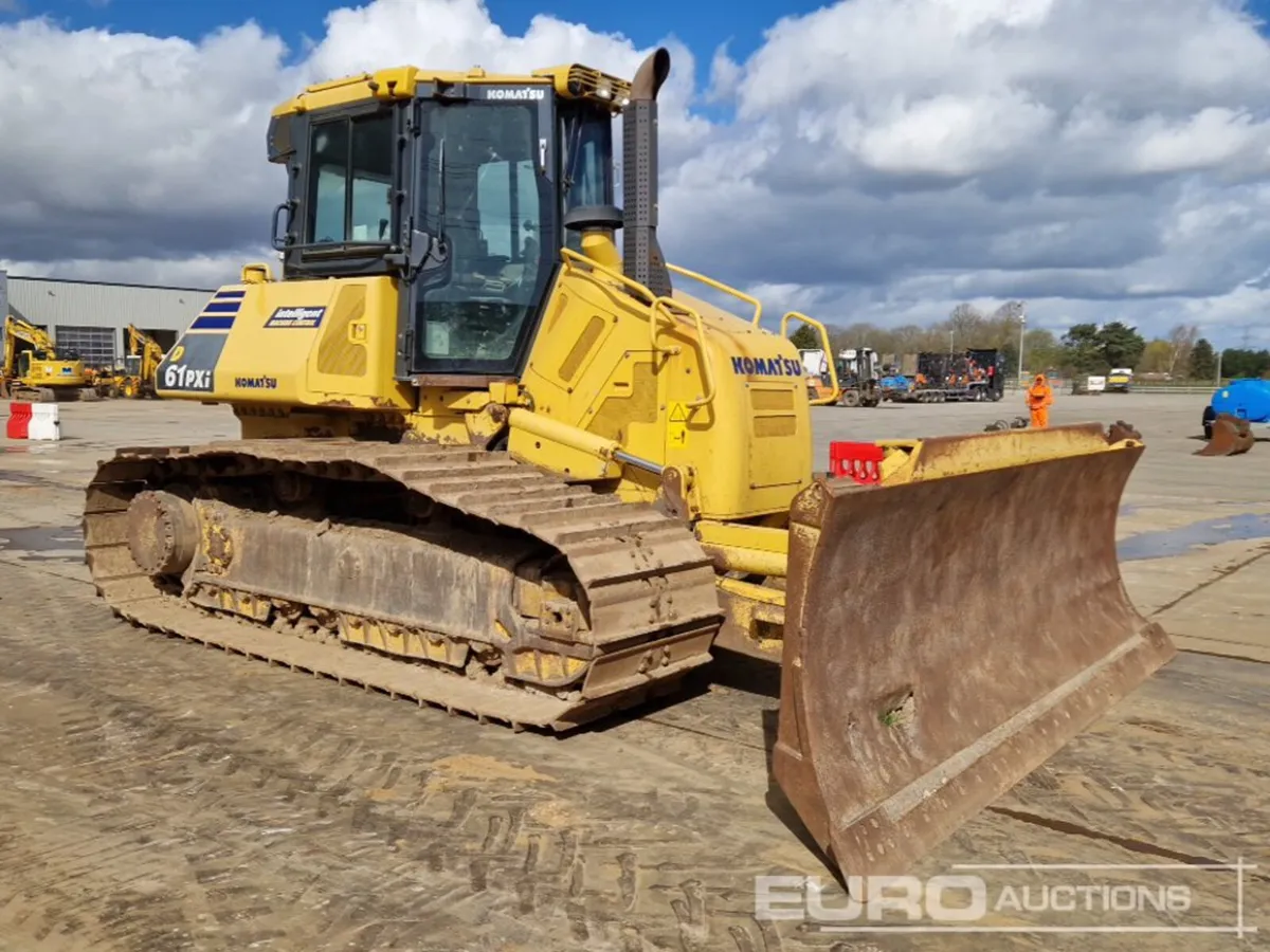 2016 Komatsu D61PXI-23 - Image 2