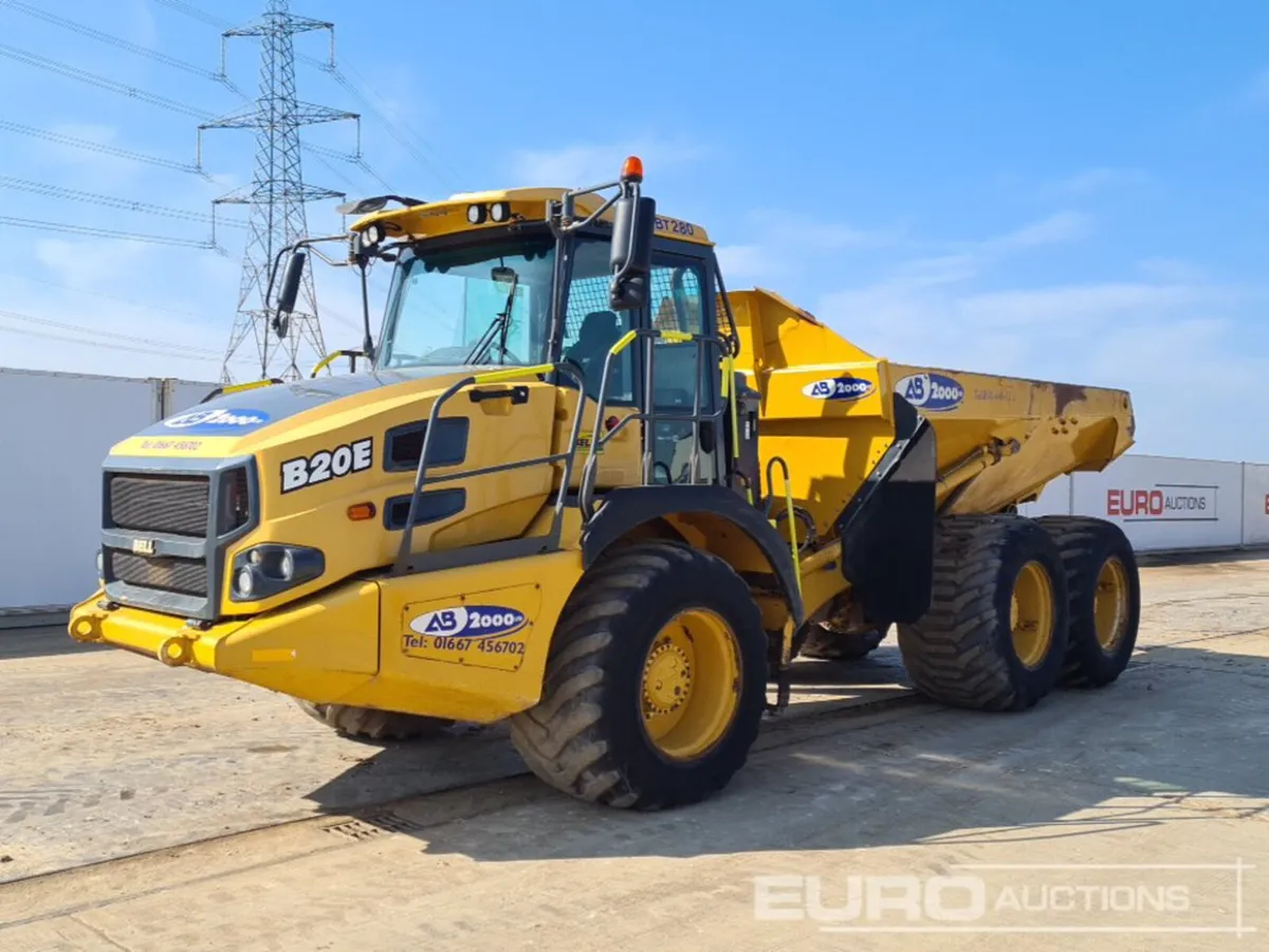 2017 Bell B20E - Image 1