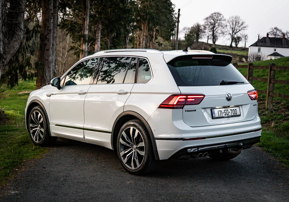 Volkswagen Tiguan 2017 Rline HL - Image 2