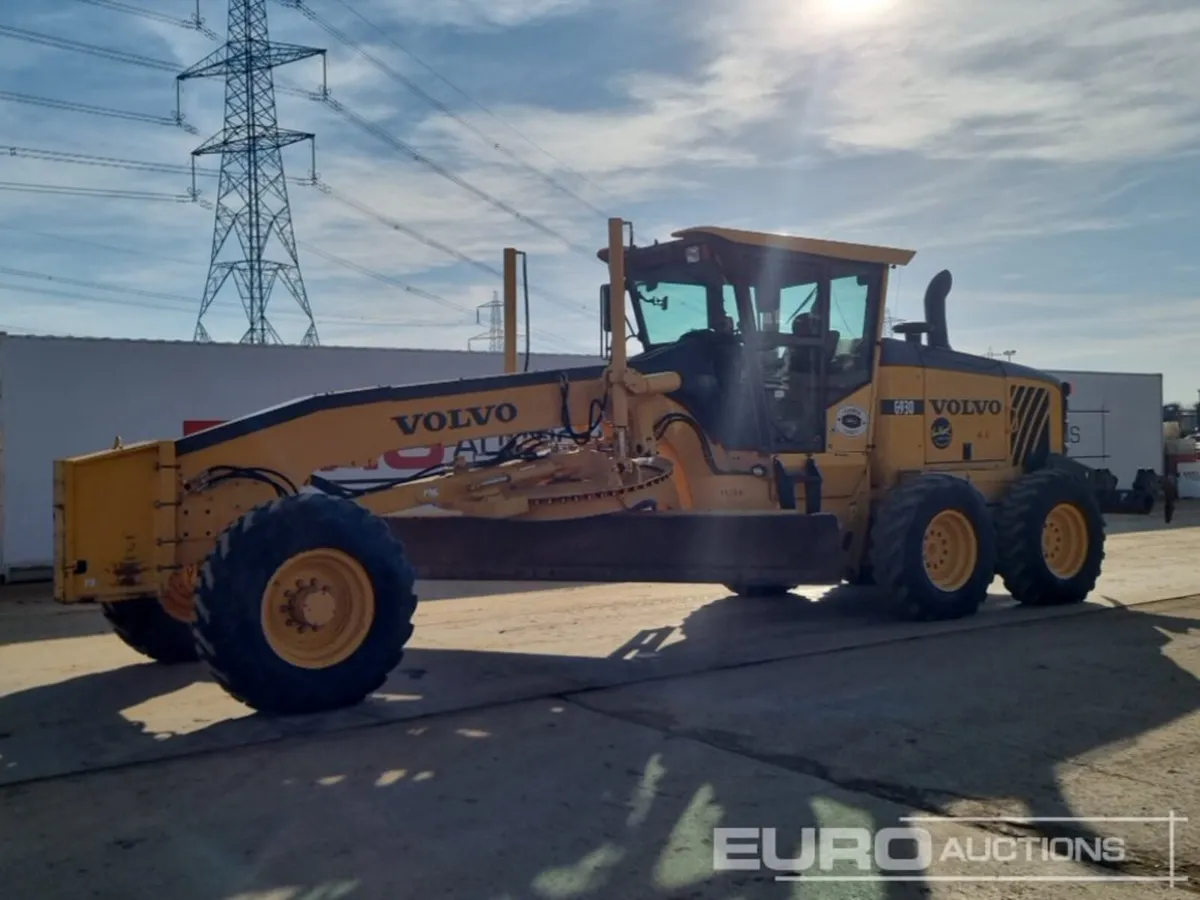 2011 Volvo G930 - Image 1