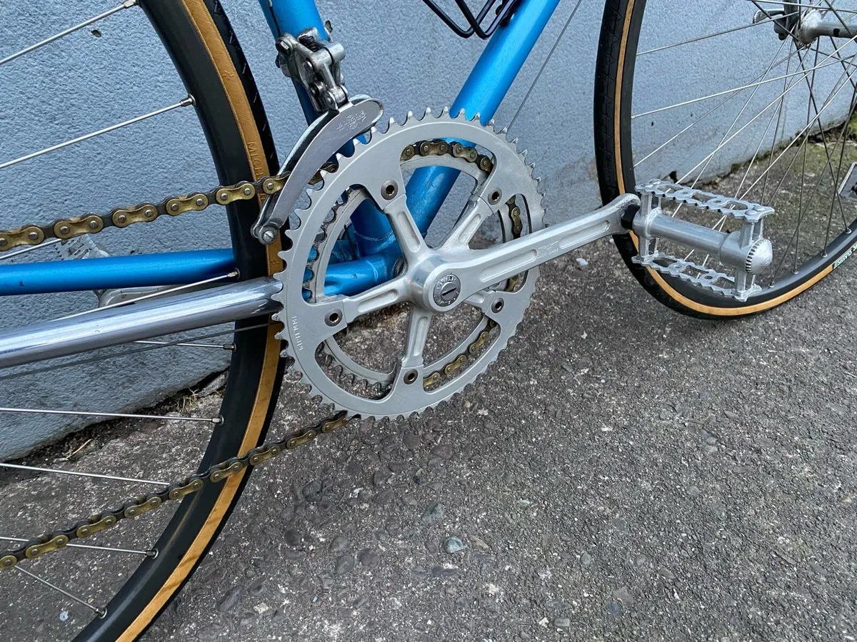 Vintage Bike - Image 2