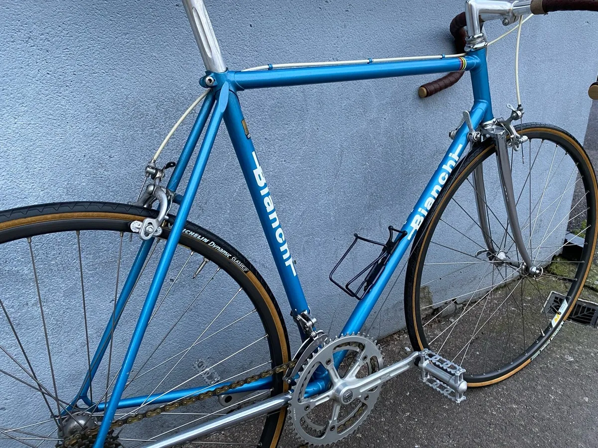 Vintage Bike - Image 3