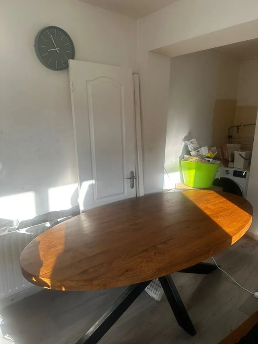 dinning table - Image 1