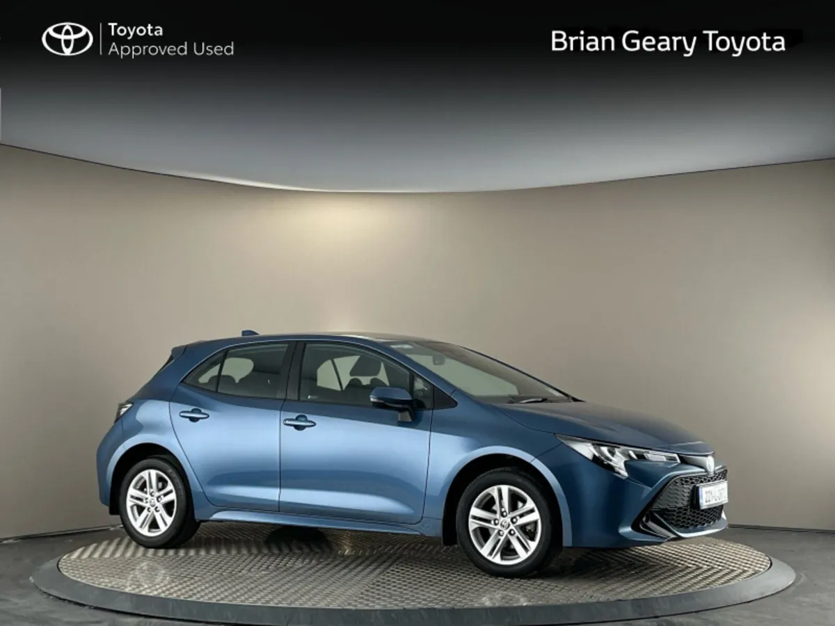 Toyota Corolla HYBRID LUNA H/B - Image 1