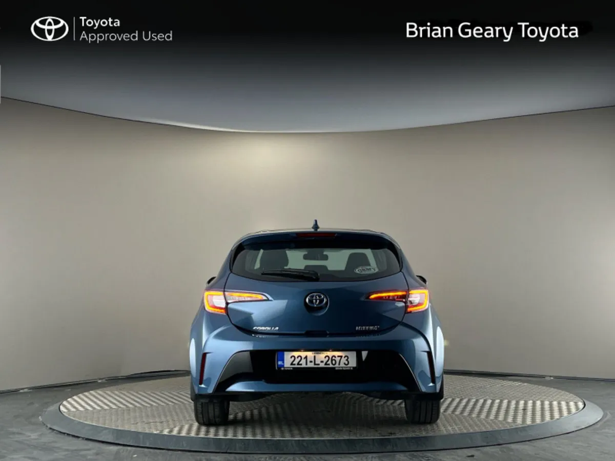 Toyota Corolla HYBRID LUNA H/B - Image 4