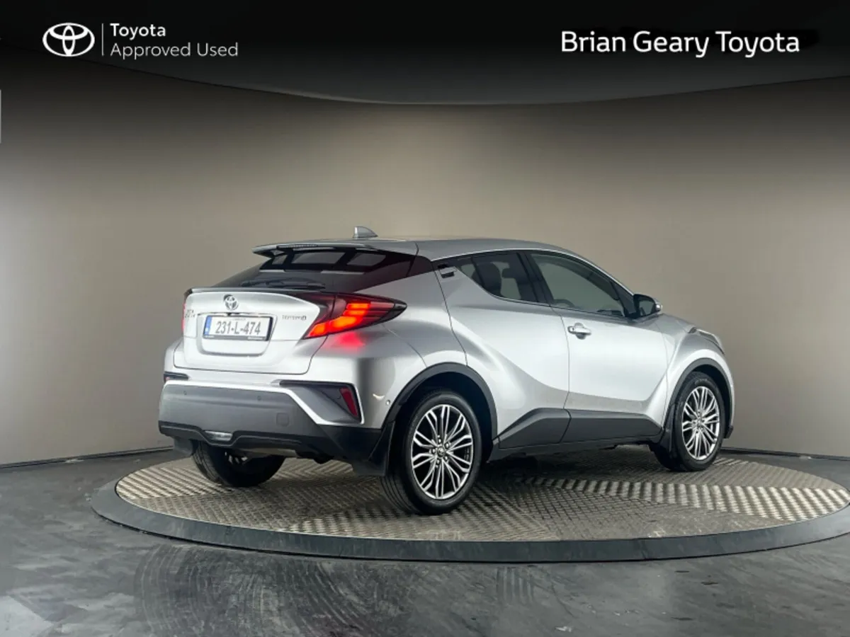 Toyota C-HR HYBRID SOL - Image 2