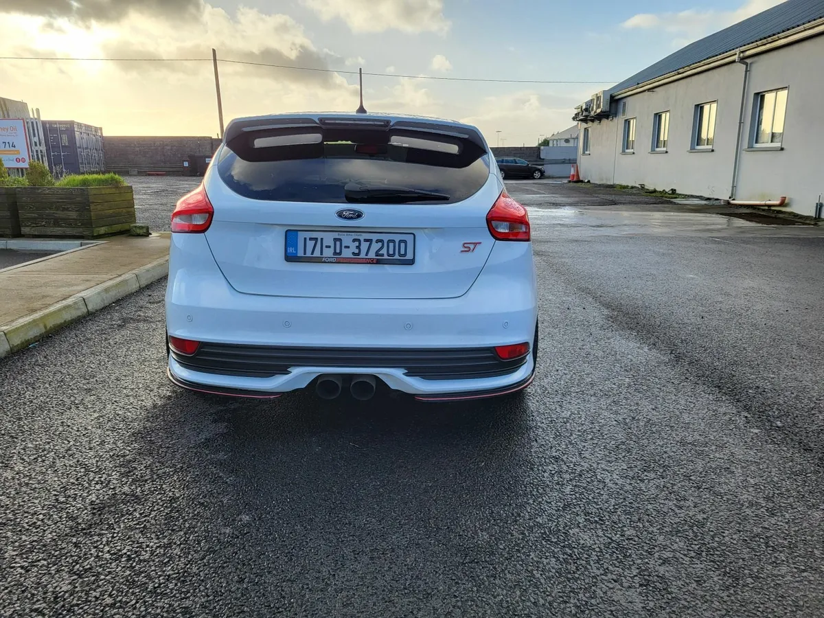 Ford Focus ST - Image 2