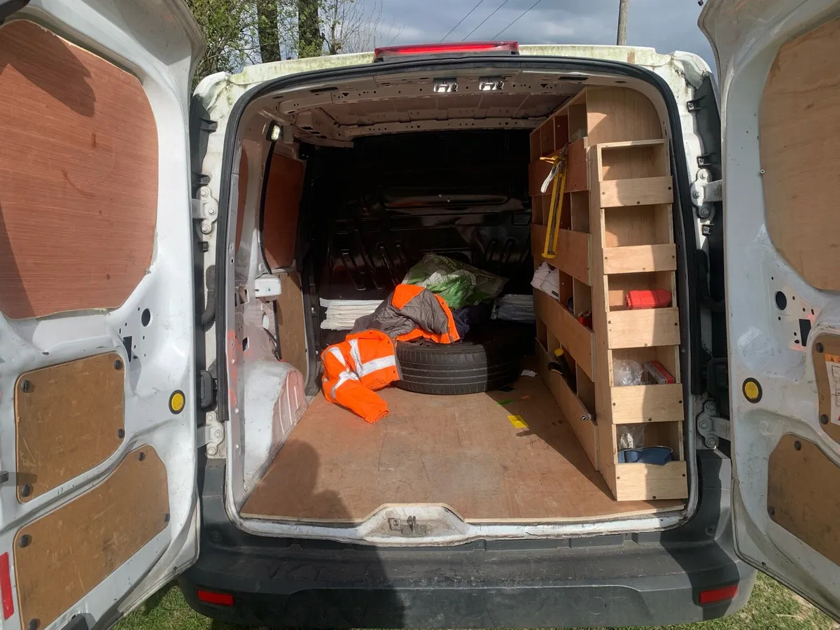 Ford Transit Connect van - Image 4