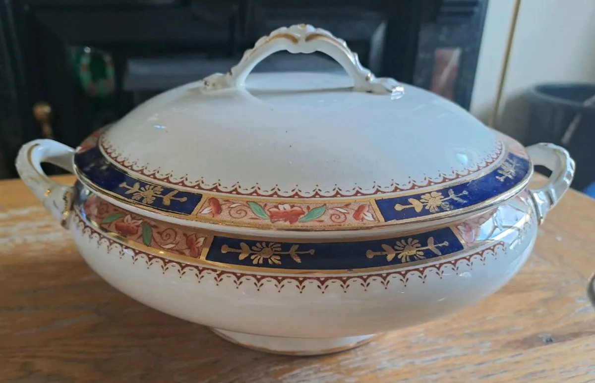 1930s Burleigh Ware dinner set - Image 1