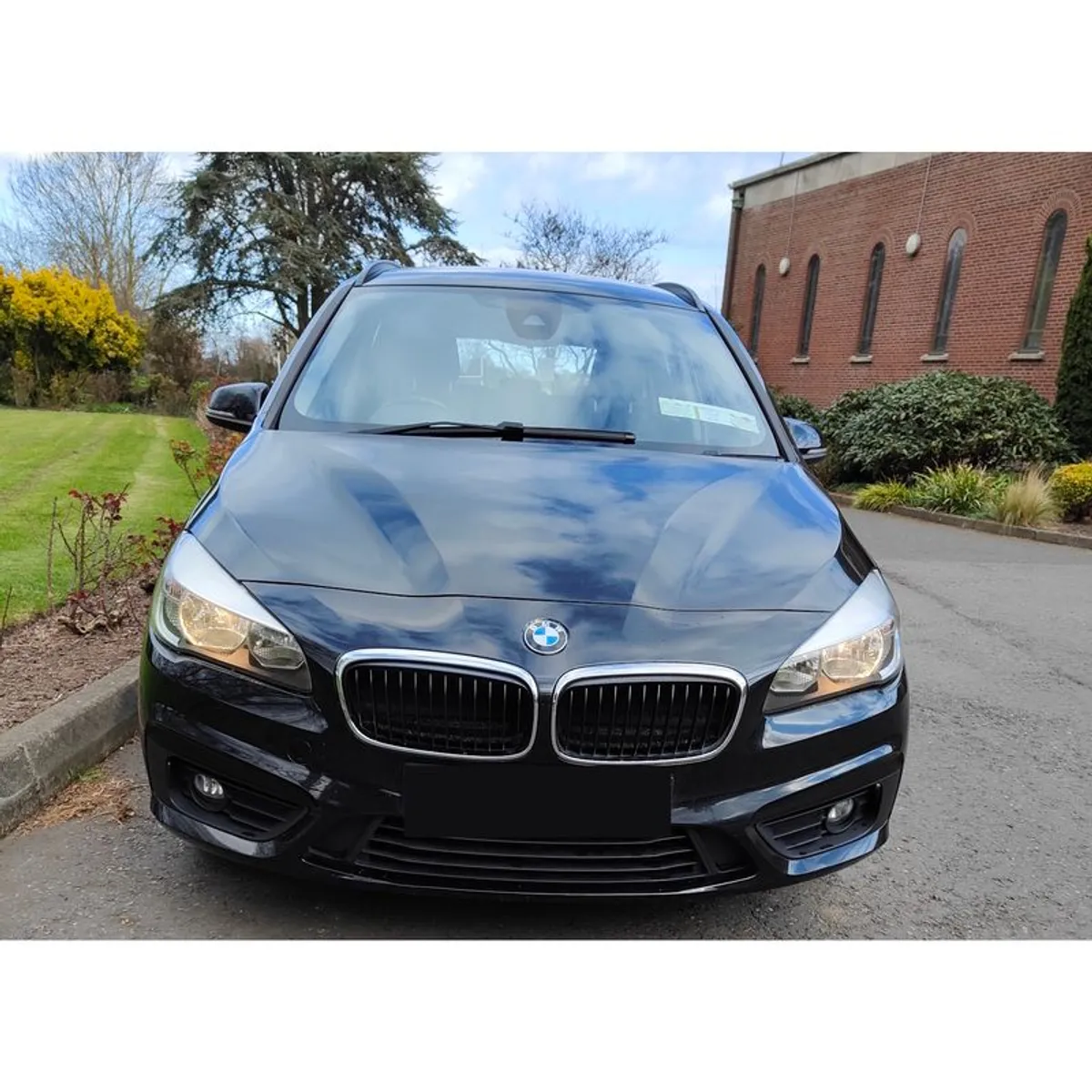 2015 BMW 218i Grand Tourer 7 Seats - Image 1