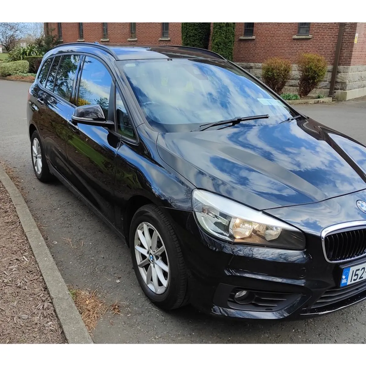 2015 BMW 218i Grand Tourer 7 Seats - Image 2