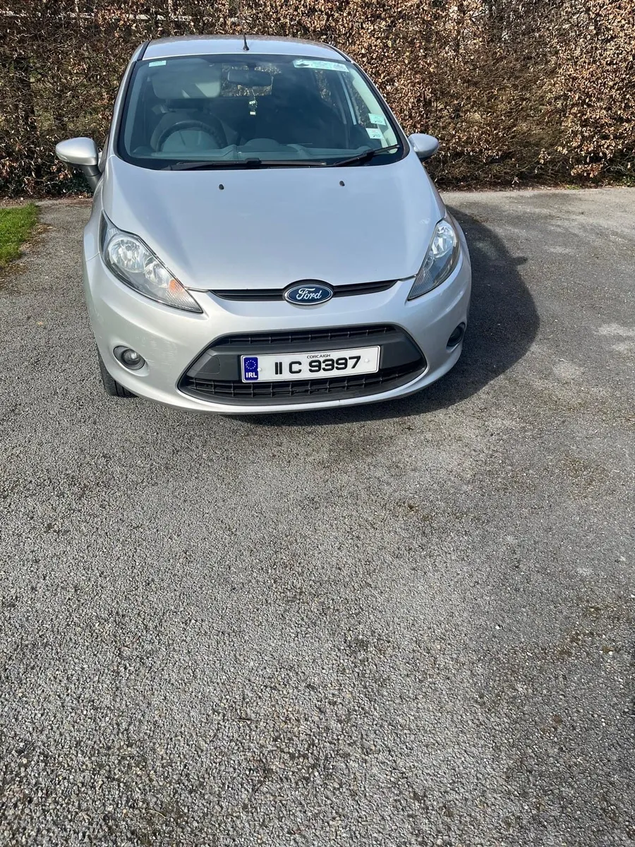 FORD FIESTA 2011 - Image 2