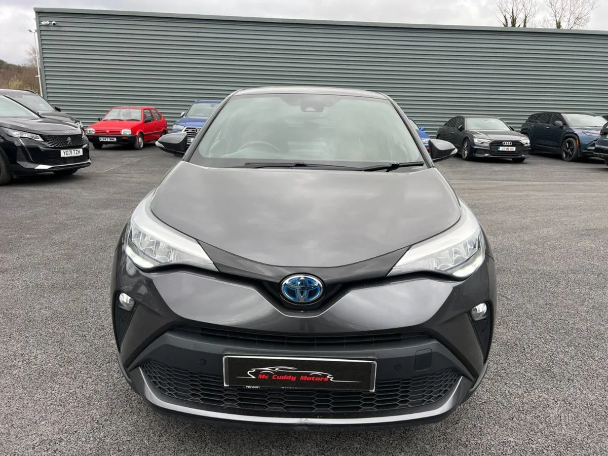 Toyota C-HR 2022 Design 1.8 CVT HEV - Image 3