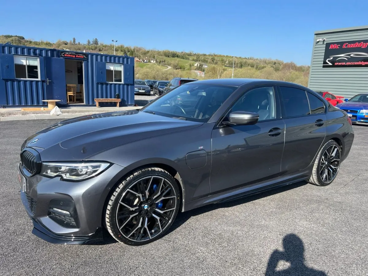 BMW 3 Series 2020 330E M Sport 2.0 Plug In Hybrid - Image 4