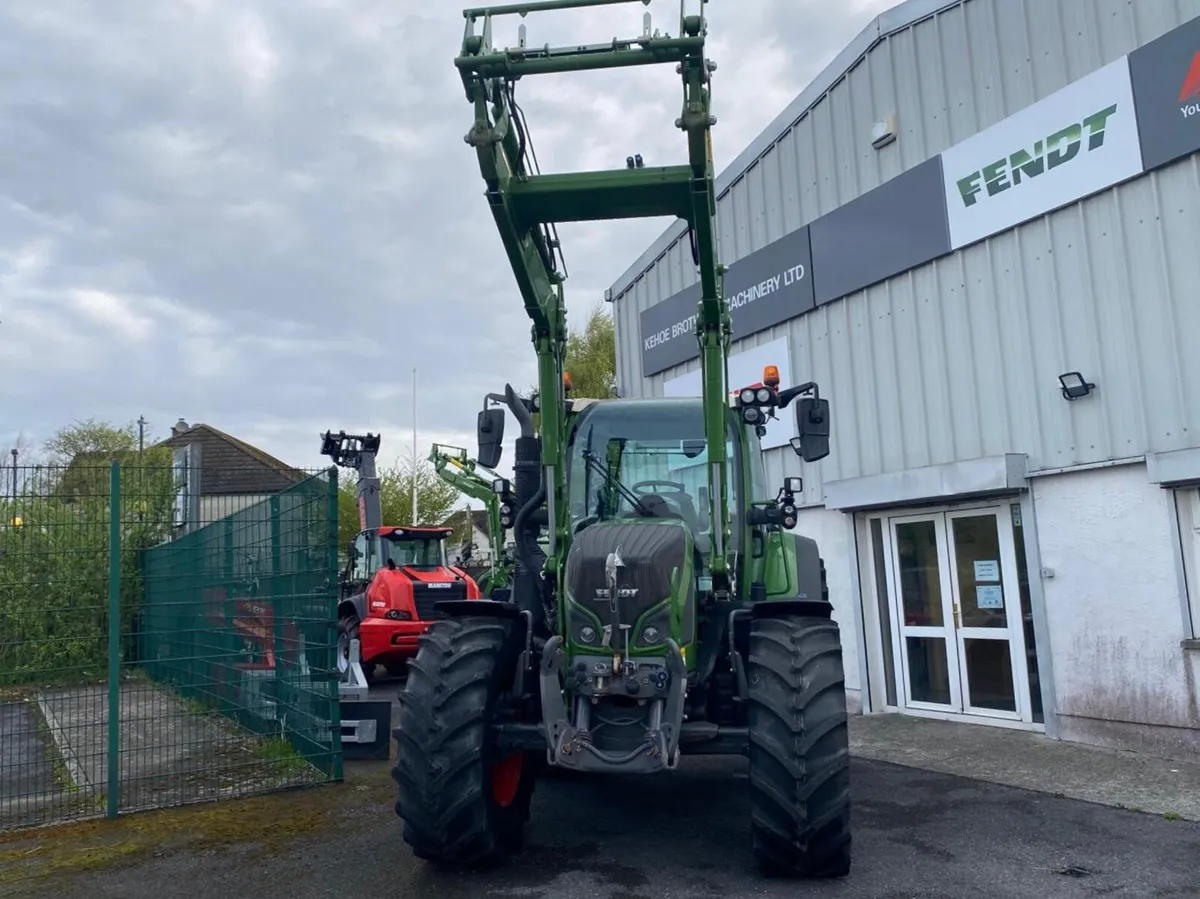 Fendt 513 Vario S4 - €98,000 + VAT - Image 2