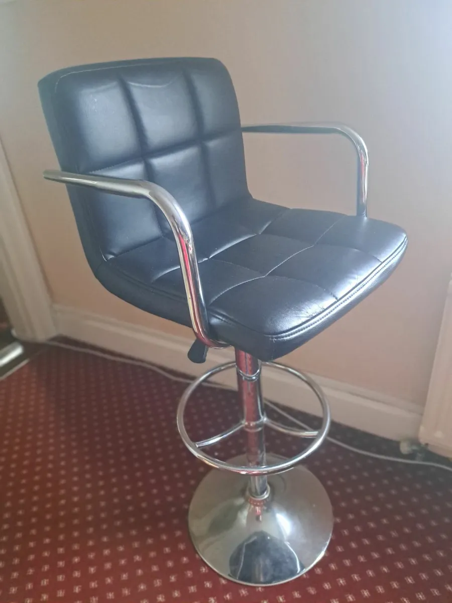 Stool x 2 - Image 2